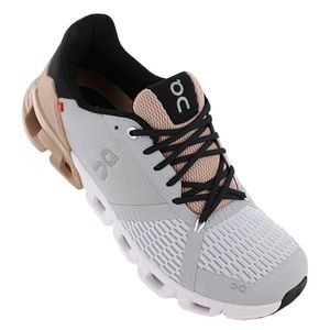 Women’s On Running Cloudflyer